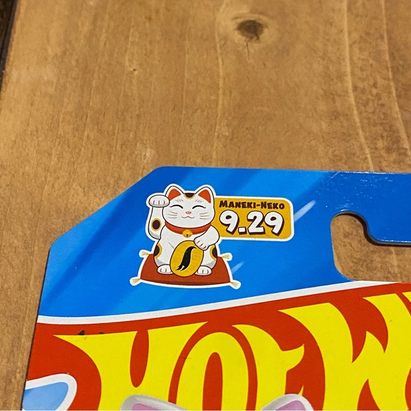 2025 Hot Wheels Feline Lucky Celebration Racers #234/250 Long Card - Picture 2 of 4